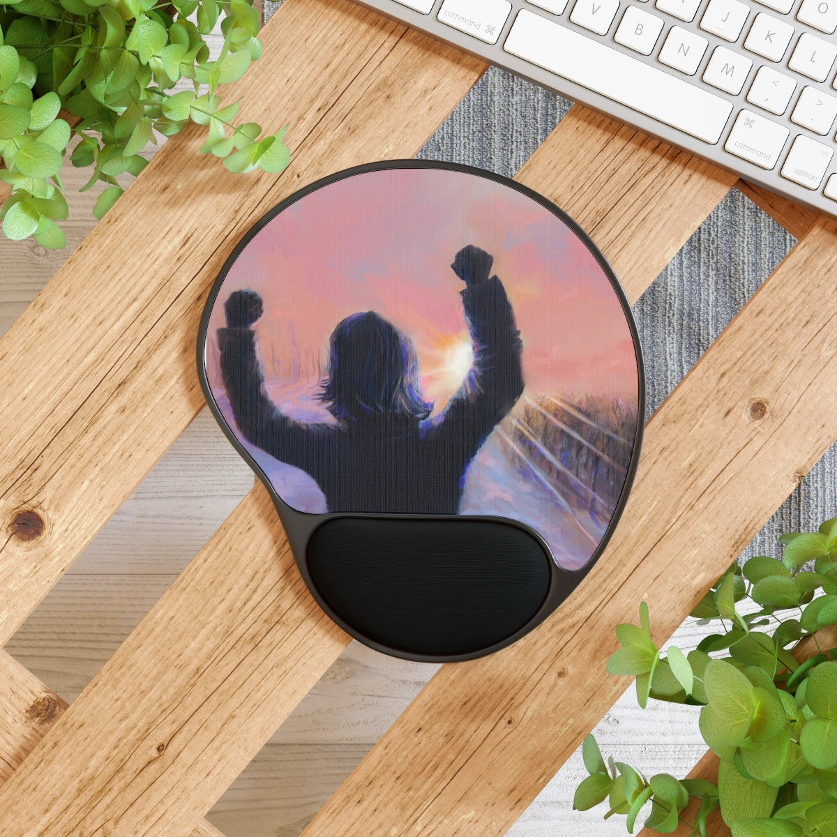 Revel Mouse Pad With Wrist Rest